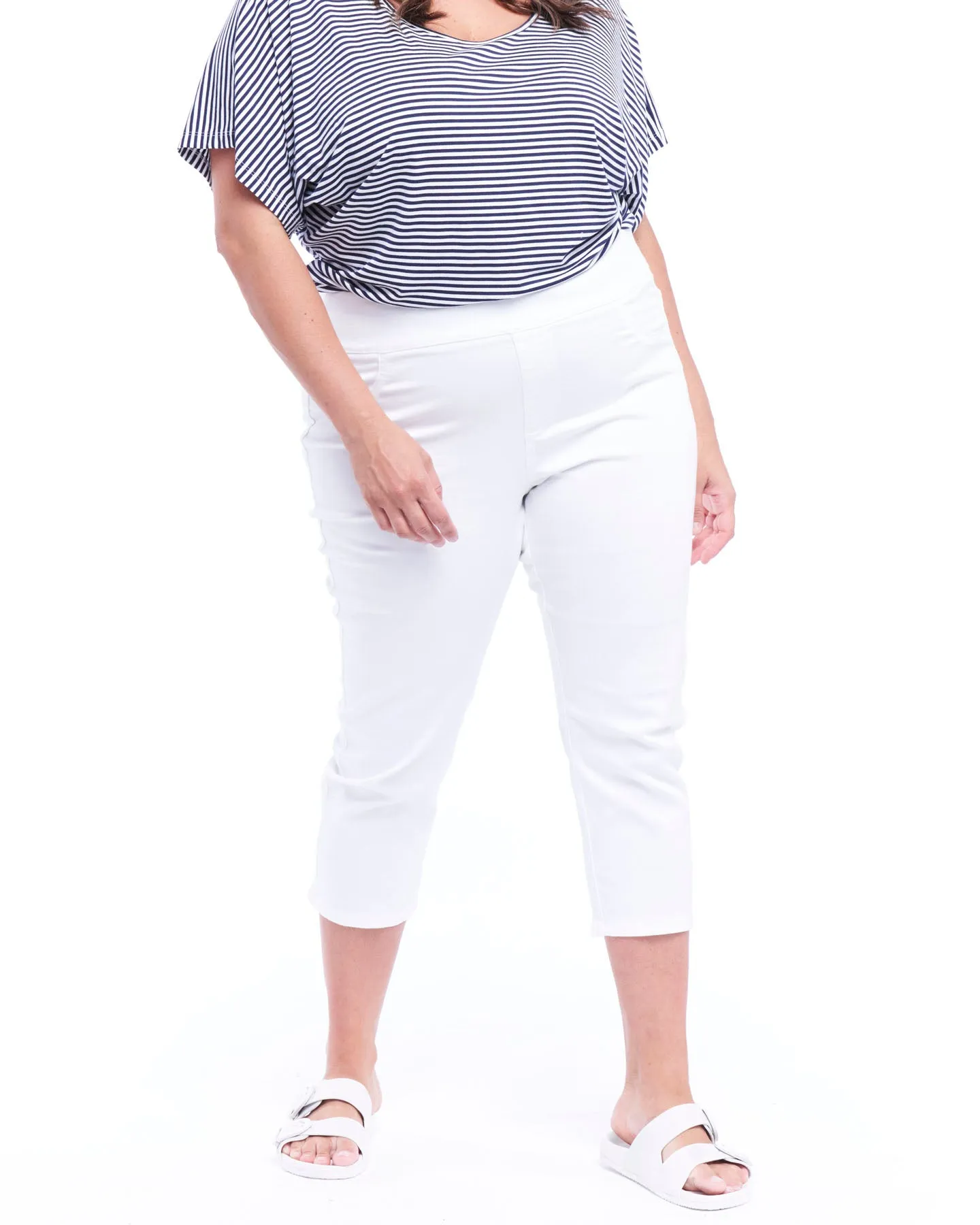 Betty Basics Masie Capri Jean White