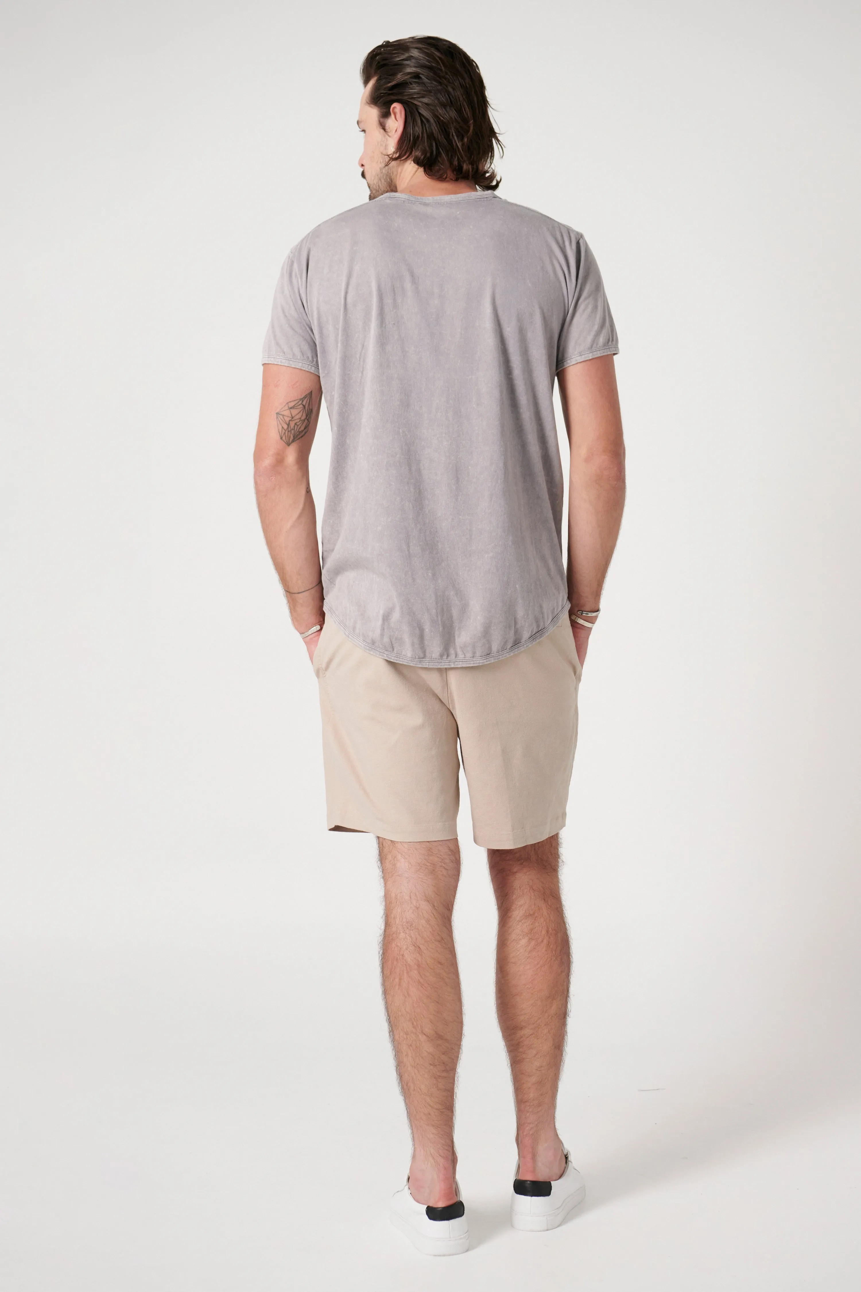 KORTINA TEE - GREY WASH