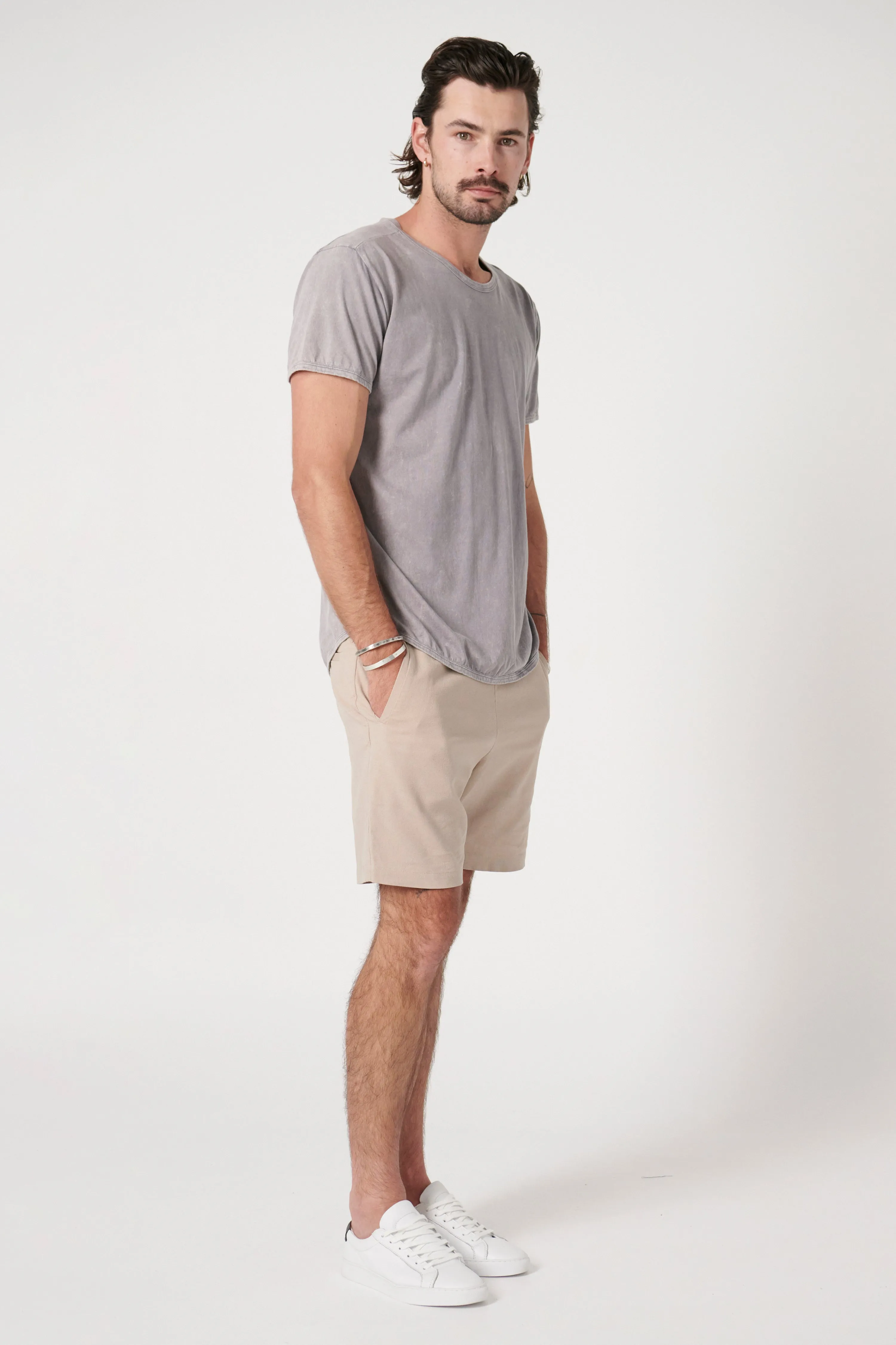 KORTINA TEE - GREY WASH