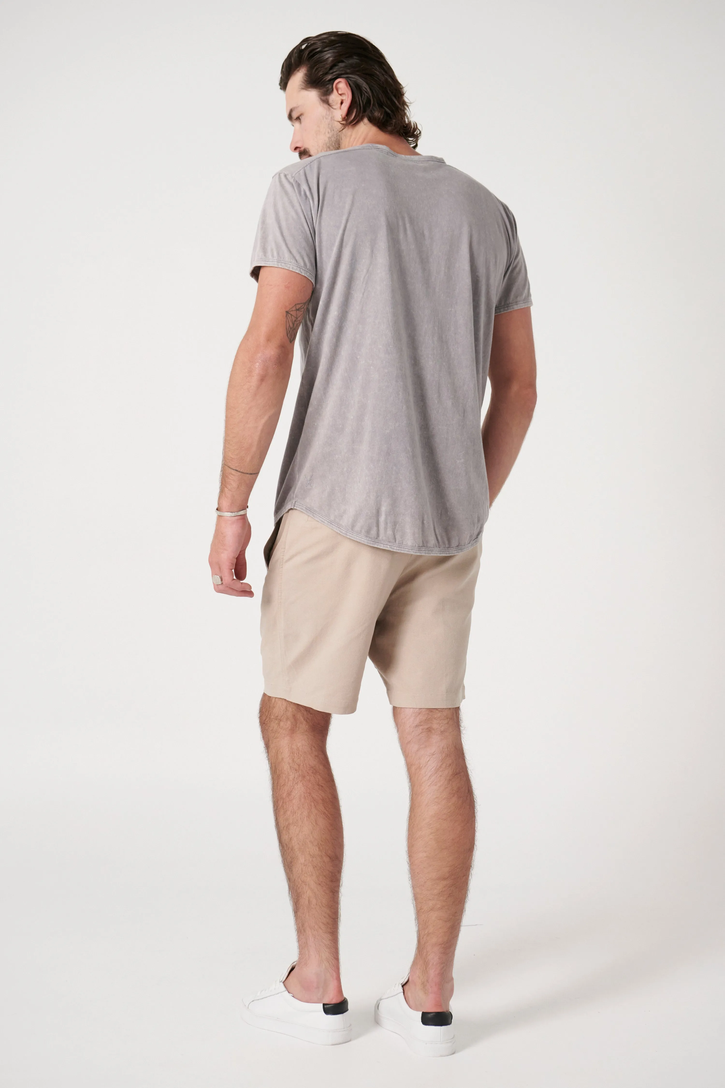 KORTINA TEE - GREY WASH