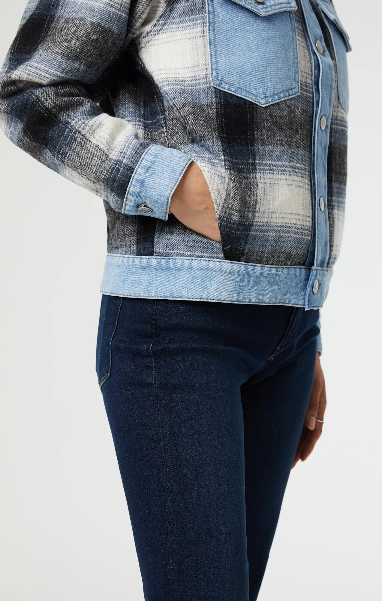 NELLIE JACKET IN GREY PLAID