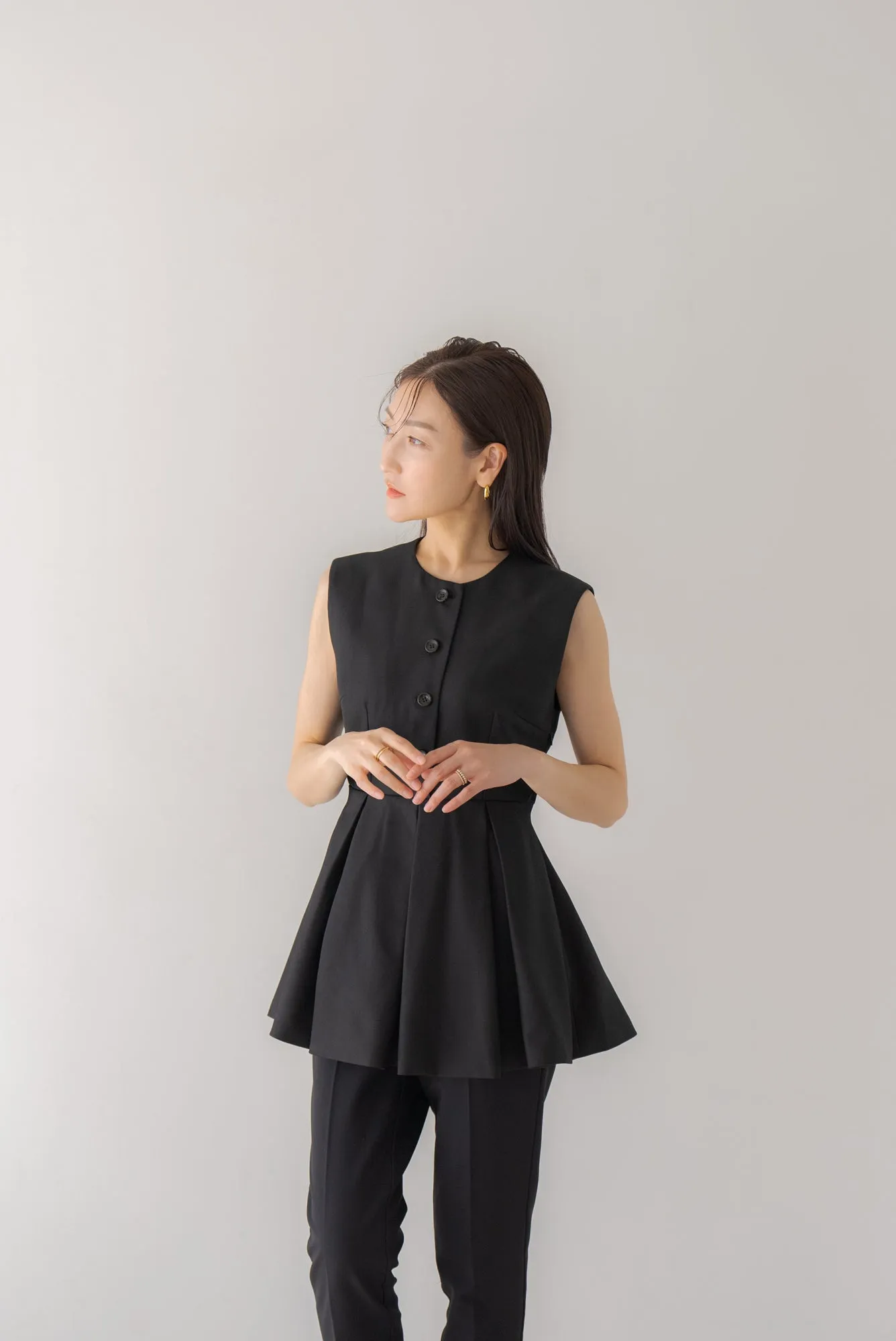 プリーツペプラムトップス｜PLEATS PEPLUM TOPS