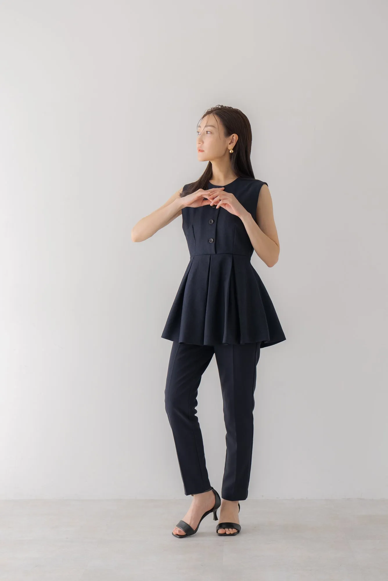 プリーツペプラムトップス｜PLEATS PEPLUM TOPS