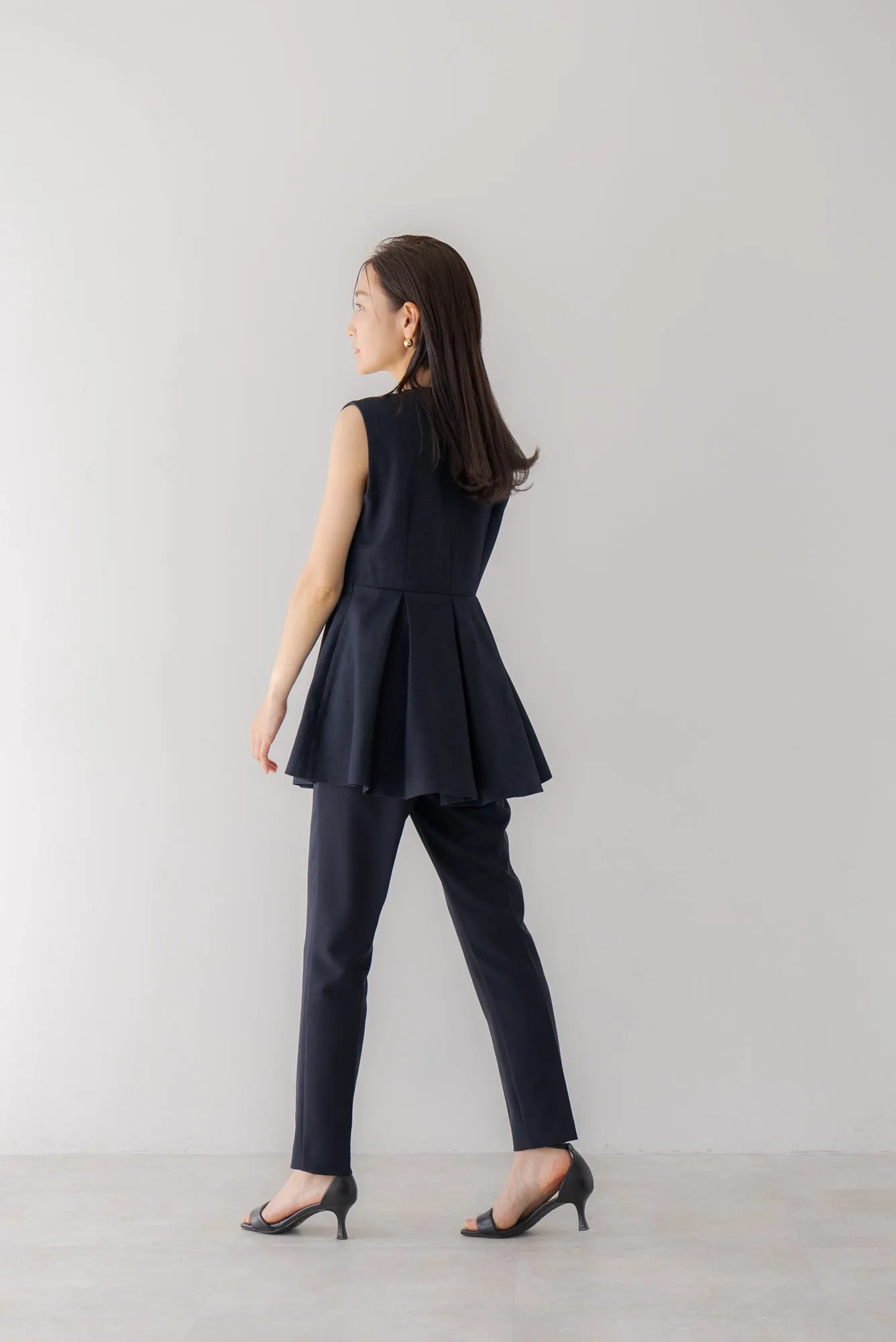 プリーツペプラムトップス｜PLEATS PEPLUM TOPS