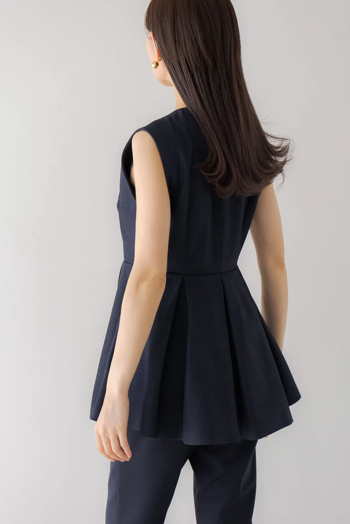 プリーツペプラムトップス｜PLEATS PEPLUM TOPS