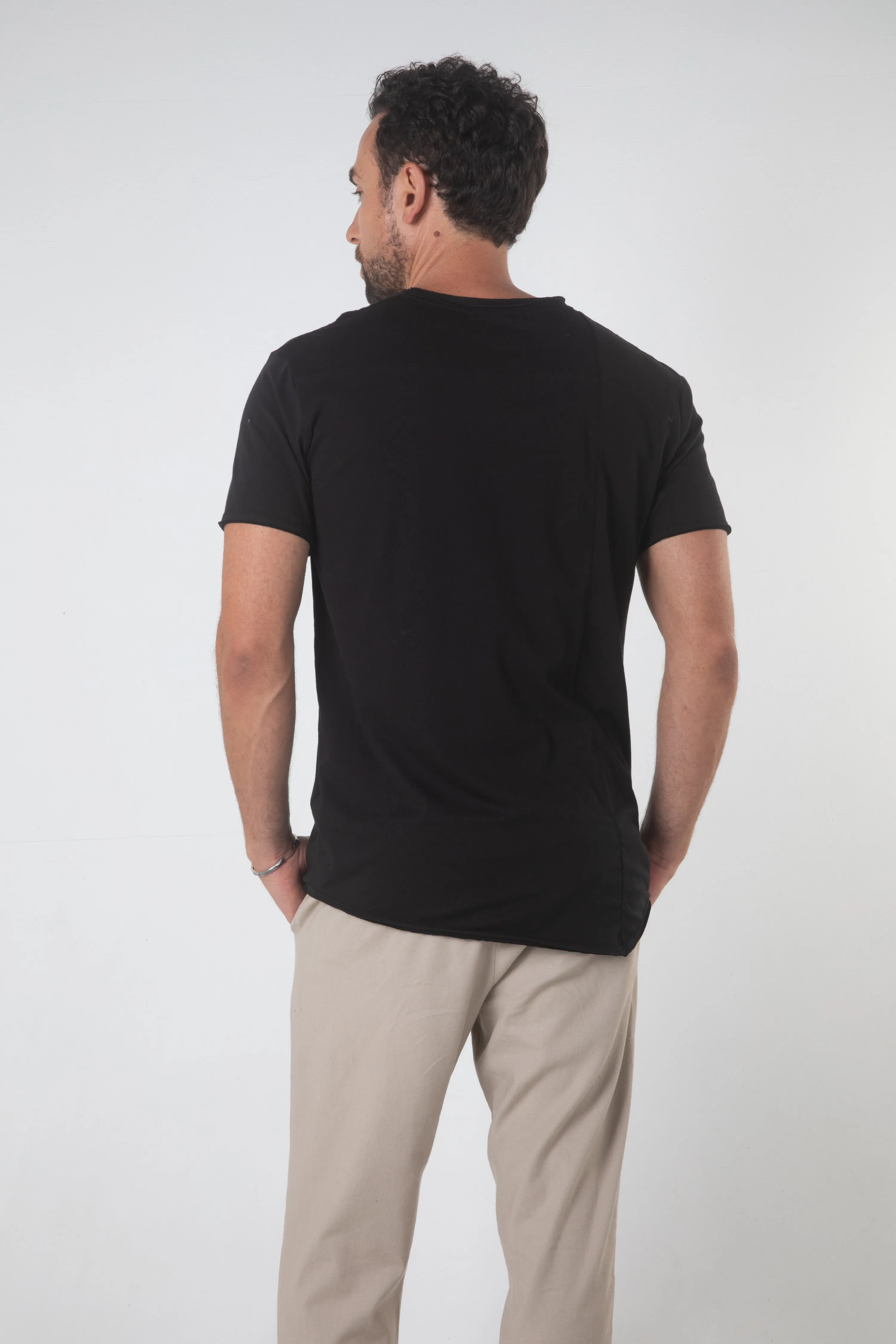 ST GEORGE TEE - BLACK