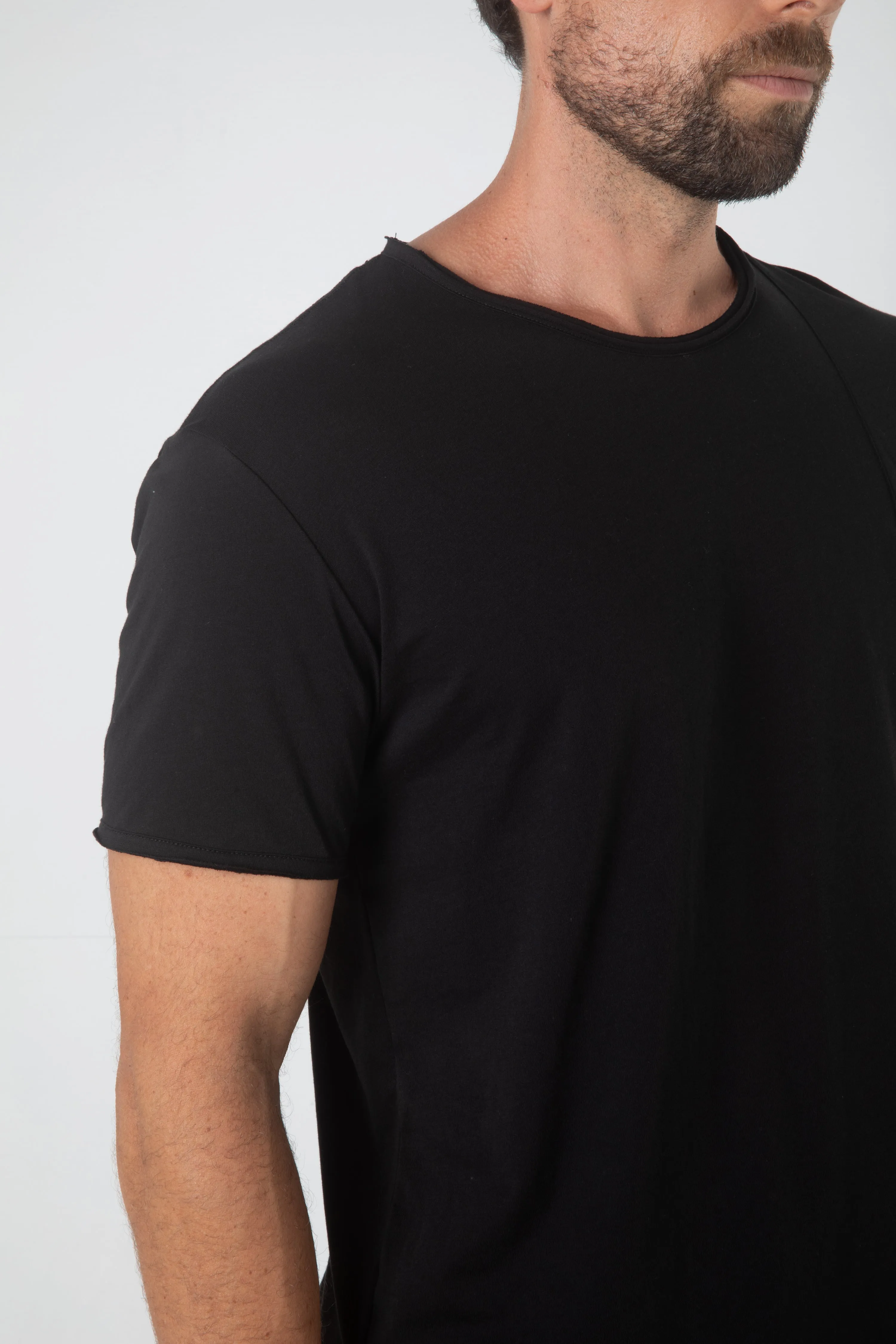 ST GEORGE TEE - BLACK