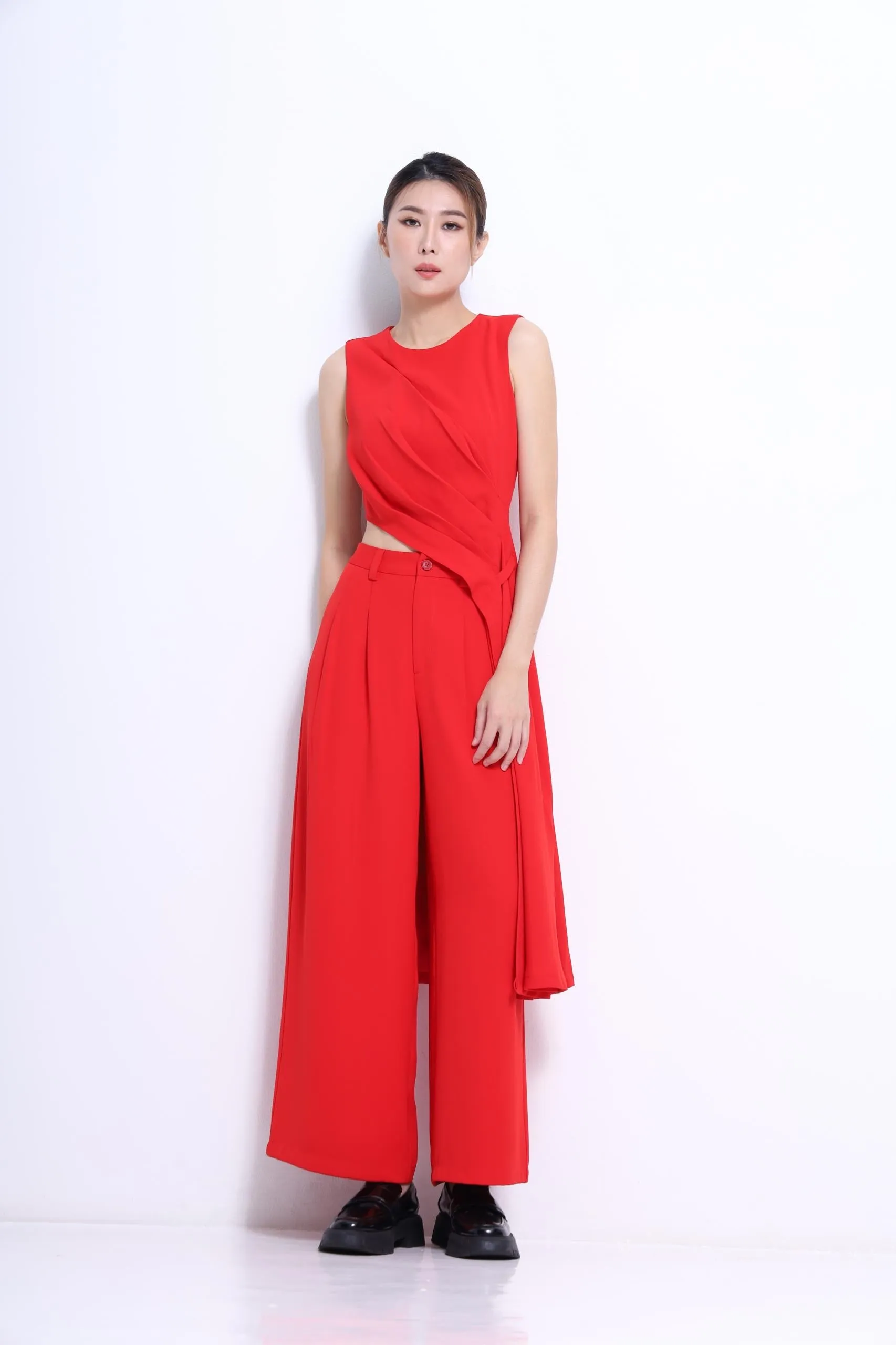 Zia Tailored Wide Legged Pants